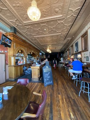 Lindberg's Tavern by null