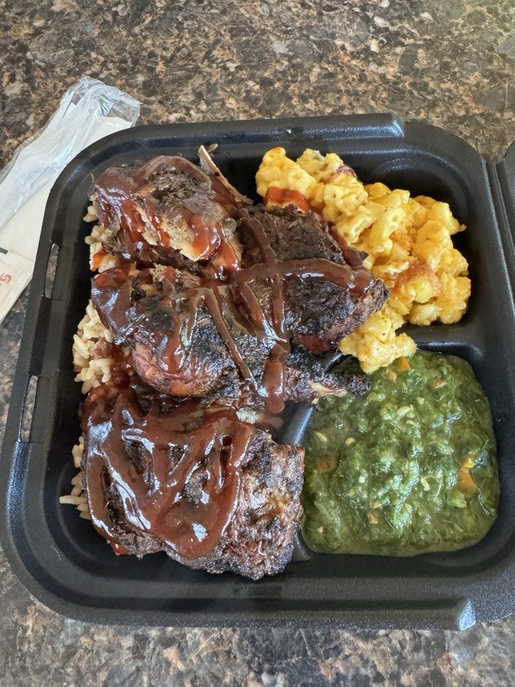 Food from Callaloo Cafe