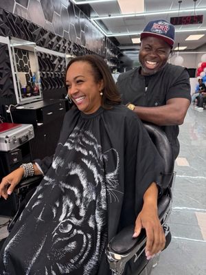 DENNISHAVE@NATHAN'SBARBERSHOP, LLC