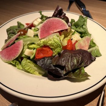 Laurel Grill - House salad - American Near Me - Culver City, California Laurel Grill - House salad - American Near Me - Culver City, California