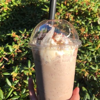 Bubble Queen - Oreo mint slush with malteser balls $6.80 - Bubble Tea Near Me - Richmond, British Columbia