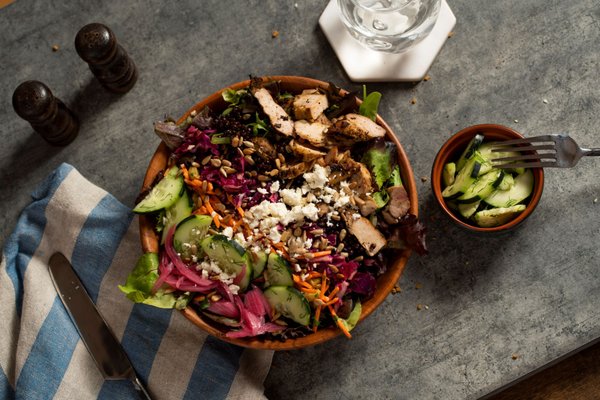 Roti Mediterranean Bowls. Salads. Pitas. by null