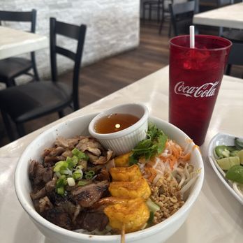 Pho 83 - 3 meats B7. Vermicelli Bowl Pick 3 Combo Pork, chicken and shrimp - Vietnamese Near Me - Newport News, Virginia Pho 83 - 3 meats B7. Vermicelli Bowl Pick 3 Combo Pork, chicken and shrimp - Vietnamese Near Me - Newport News, Virginia