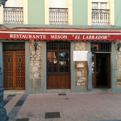 Meson El Labrador - Fachada del local