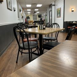 Place was pretty empty at 6:30pm