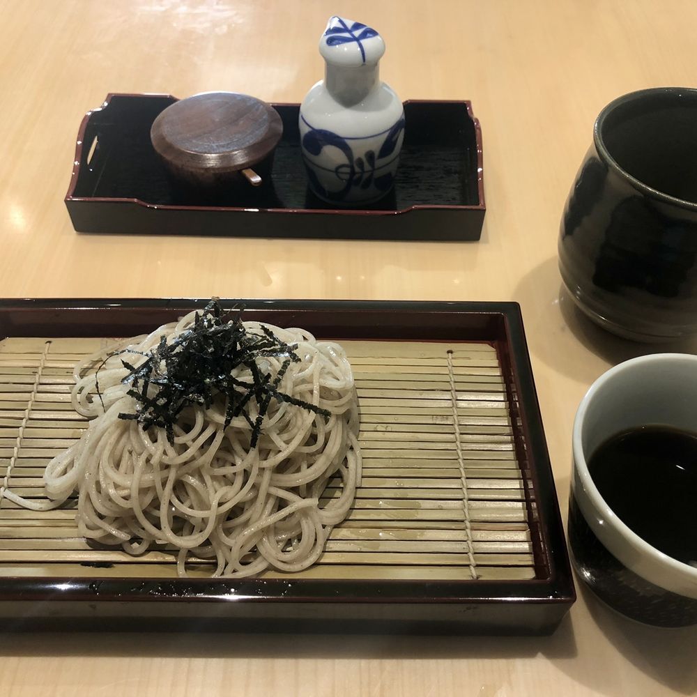 Koko i-naba Hawaii Kai - Half size (!) zaru soba that comes with your chirashi bow. - Japanese Near Me - Honolulu, Hawaii Koko i-naba Hawaii Kai - Half size (!) zaru soba that comes with your chirashi bow. - Japanese Near Me - Honolulu, Hawaii