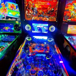 Wayback's Arcade - Labyrinth Pinball Machine
