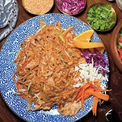 Sweet Basil Thai Cuisine - Pad Thai with chicken
