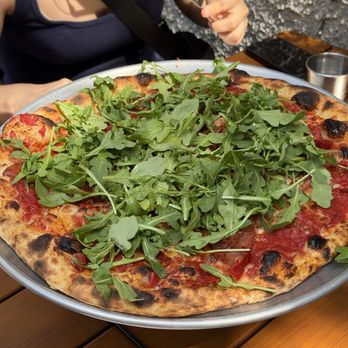 Noble Twist Taphouse - Lakeshore 16" Pizza - Pizza Near Me - Saugatuck, Michigan