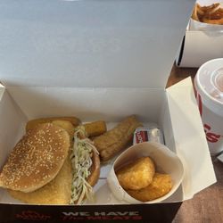 Arby's - Fish sandwich meal