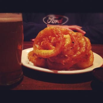 Redcoat Tavern - Best onion rings in R.O. A little greasy but perfectly seasoned! - Bars Near Me - Royal Oak, Michigan