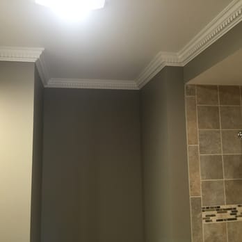 HomeWiz - Finished Bathroom with crown moulding - General Contractors Near Me HomeWiz - Finished Bathroom with crown moulding - General Contractors Near Me