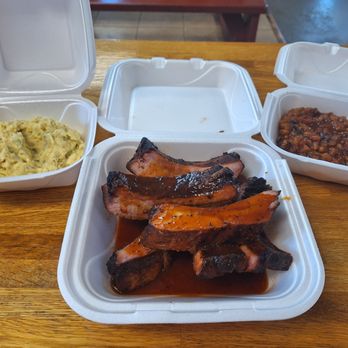 Character's Famous BBQ - Ribs, Potato Salad and Baked Beans - Barbeque Near Me - Adairsville, Georgia Character's Famous BBQ - Ribs, Potato Salad and Baked Beans - Barbeque Near Me - Adairsville, Georgia