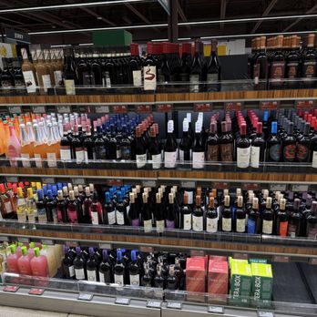 ALDI - Wine display, circa June 2026. - Grocery Near Me - Mount Prospect, Illinois ALDI - Wine display, circa June 2026. - Grocery Near Me - Mount Prospect, Illinois