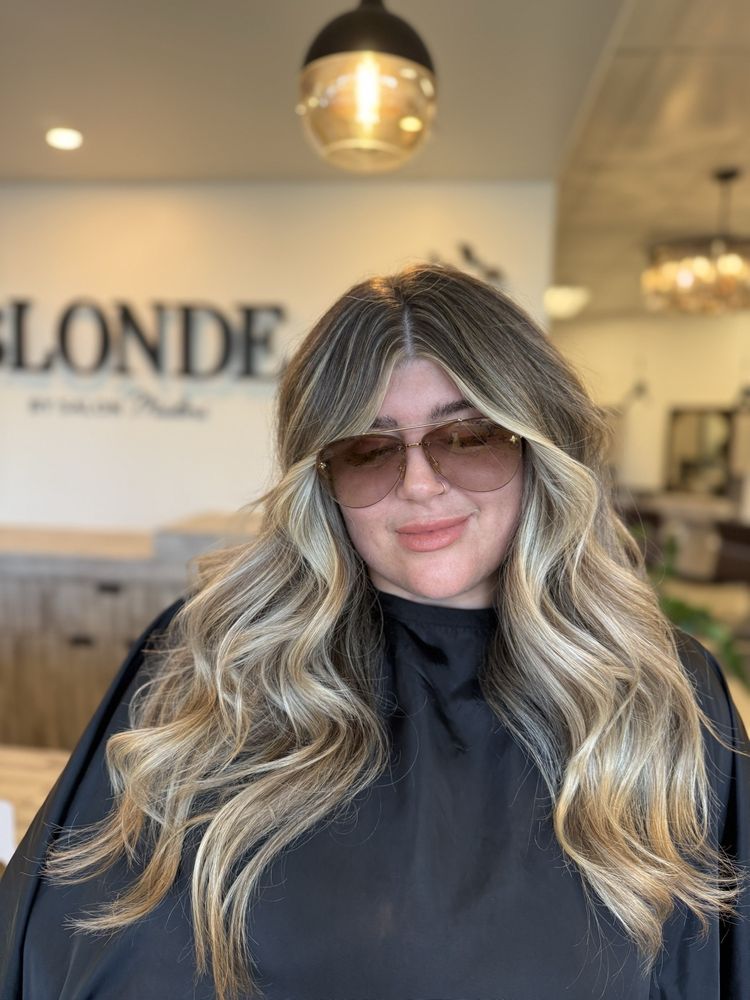 Blonde by Salon Midori Logo