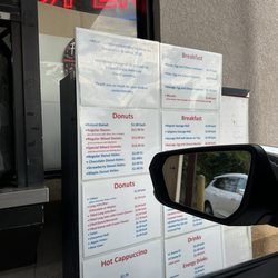 Paradise Donuts Muskogee - Another menu at the window