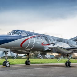 Upper Valley Aviation - Sweet paint on a Metro III with silver base-coat and a great scheme.