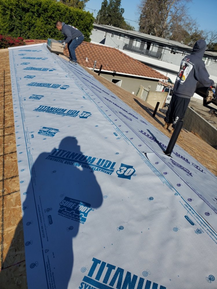 Slide of Creative Roofing