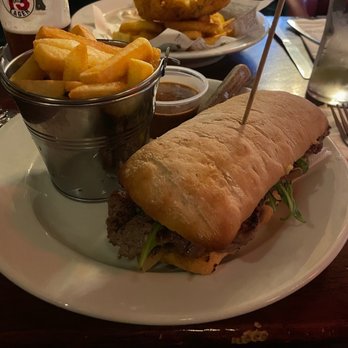 Grand Central Cafe Bar - Steak Sandwich - Pubs Near Me - Dublin, D Grand Central Cafe Bar - Steak Sandwich - Pubs Near Me - Dublin, D