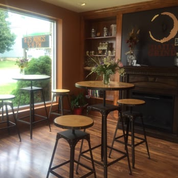 The Daily Grind - Beautiful interior - Coffee & Tea Near Me - Quarryville, Pennsylvania The Daily Grind - Beautiful interior - Coffee & Tea Near Me - Quarryville, Pennsylvania
