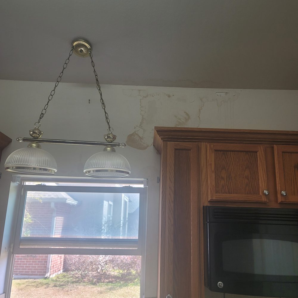 Slide of RoofClaim.com