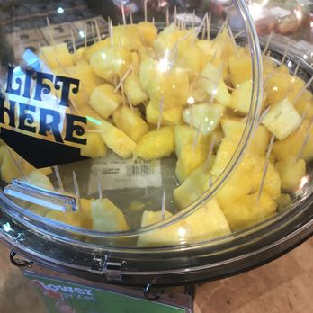 Harris Teeter - Grocery Near Me - Isle Of Palms, South Carolina