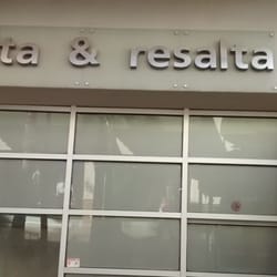 Resulta & Resalta - Fachada