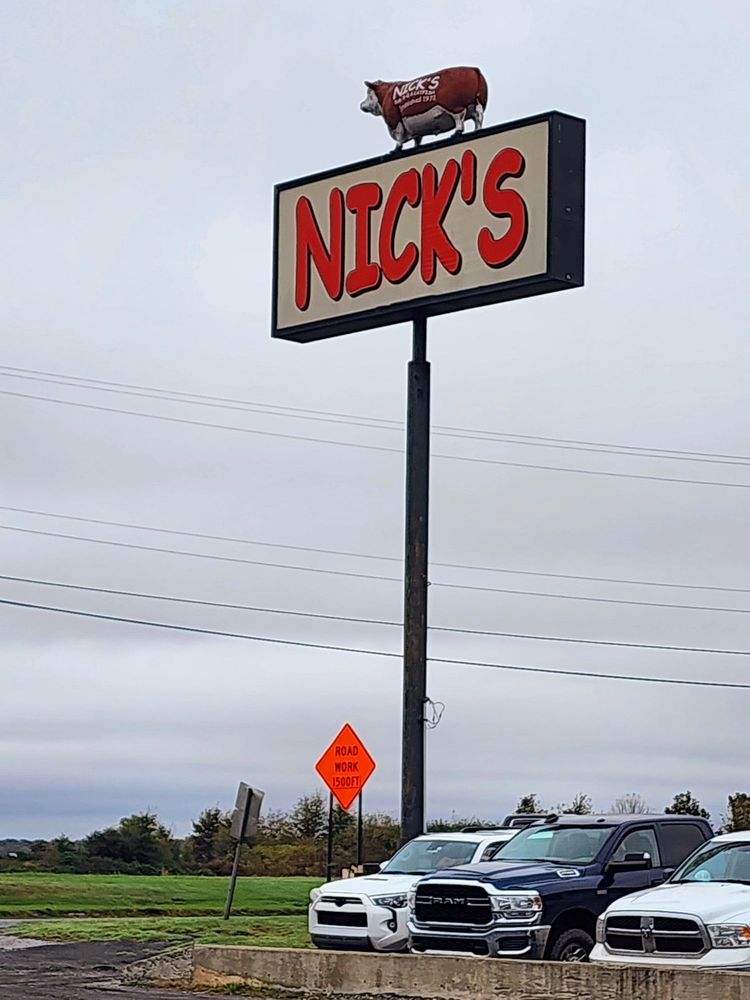 Nick's Bar-B-Q & Catfish Logo