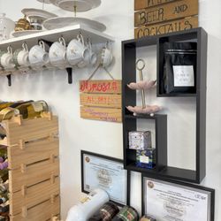 Cadeau Cafe - Wine, Beer and Cocktails?