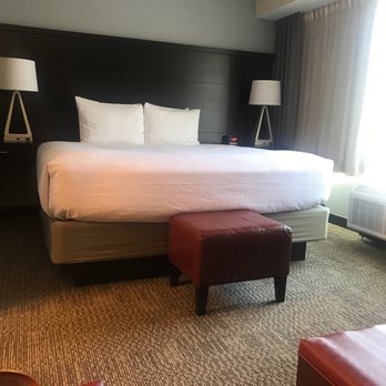 Staybridge Suites Des Moines Downtown - Hotels Near Me - Des Moines, Iowa