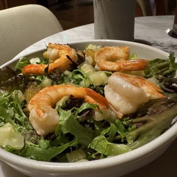 Whalewatching Bar - Shrimp and Pineapple Salad - Bars Near Me - Ponta Delgada, 20 Whalewatching Bar - Shrimp and Pineapple Salad - Bars Near Me - Ponta Delgada, 20