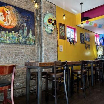Estrella Negra - Mexican Near Me - Chicago, Illinois