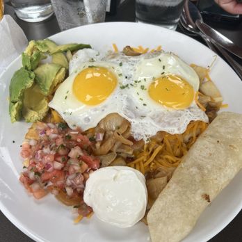 Whisk - HUEVOS HASH - Breakfast & Brunch Near Me - Elizabethtown, Pennsylvania