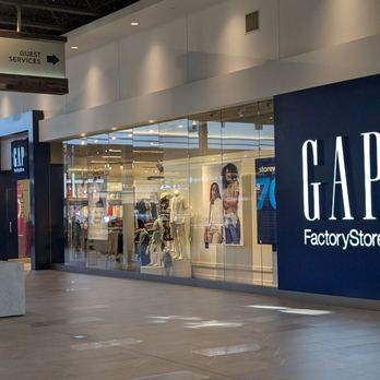 Outlet Collection - GAP Factory Outlet - Shopping Centers Near Me - Winnipeg, Manitoba