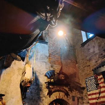 Bube's Brewery - Halloween fun - Breweries Near Me - Mount Joy, Pennsylvania