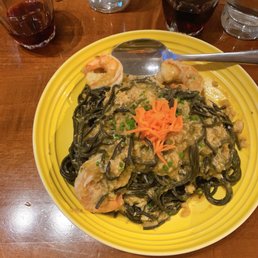squid ink spaghetti with crab and prawns
