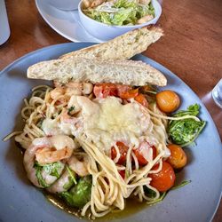 White Spot - Tomato & Garlic Prawn Spaghetti