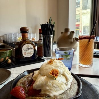 Istmo Oaxacan Cuisine - Mexican Near Me - Chicago, Illinois