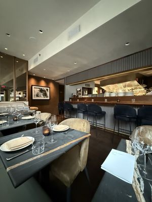 Justine's on Hudson by null