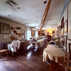 The '76 House - Buffet room