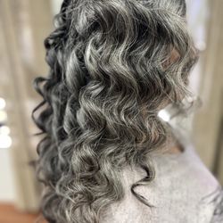 Touch Up Hair Studio