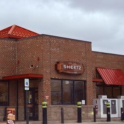 Sheetz - Exterior