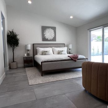 Oasis Cleaning Services - Room cleaned, fresh linens, floor vacuumed, and mopped. Ready for the next guest. 
Indian Wells CA. - Home Cleaning Near Me