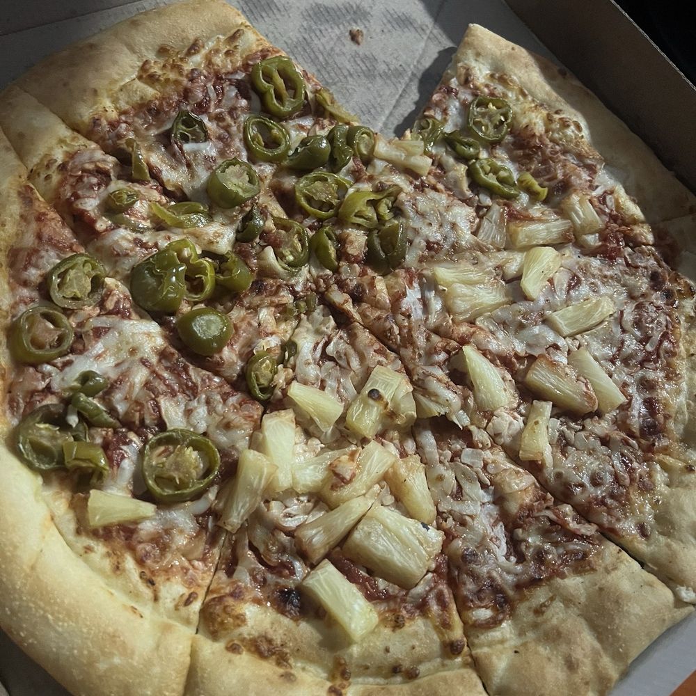 Little Caesars Pizza - Half jalapeño and half pineapple, as you can see cut horrible - Pizza Near Me - Kenosha, Wisconsin Little Caesars Pizza - Half jalapeño and half pineapple, as you can see cut horrible - Pizza Near Me - Kenosha, Wisconsin