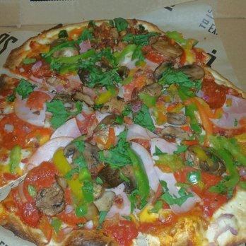 PYRO'S Fire Fresh Pizza - Mixed cheese, peppers, spinach, mushrooms, pepperoni, bacon, sausage. Very good! - Pizza Near Me - Collierville, Tennessee PYRO'S Fire Fresh Pizza - Mixed cheese, peppers, spinach, mushrooms, pepperoni, bacon, sausage. Very good! - Pizza Near Me - Collierville, Tennessee