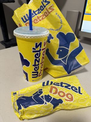 Wetzel's Pretzels by null