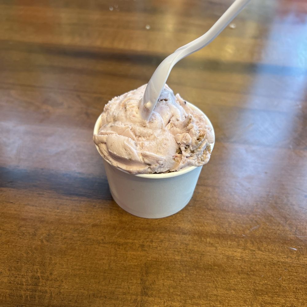 Bmore Licks - Wild berry crumble - Ice Cream & Frozen Yogurt Near Me - Baltimore, Maryland