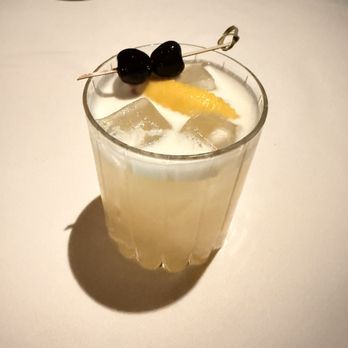 Novikov - Whiskey sour - Mediterranean Near Me - Beverly Hills, California Novikov - Whiskey sour - Mediterranean Near Me - Beverly Hills, California