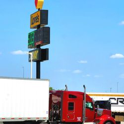 Love's Travel Stop - Signage