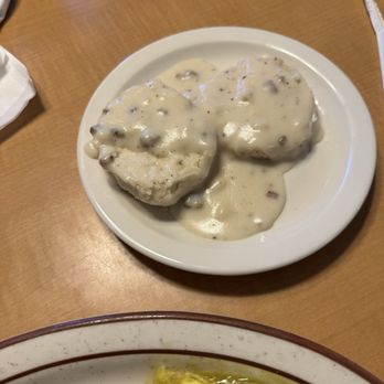 Trankis Restaurant - Biscuit and gravy - Chicken Wings Near Me - Chowchilla, California